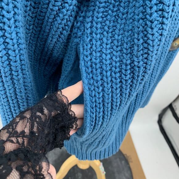 Free People Cardigan Womens M Medium Chunky Knit Swim Too Deep Button Up Sweater - Picture 6 of 12